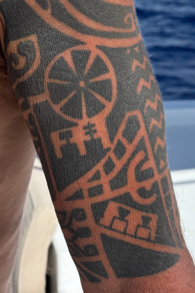 Punihele tattoo
