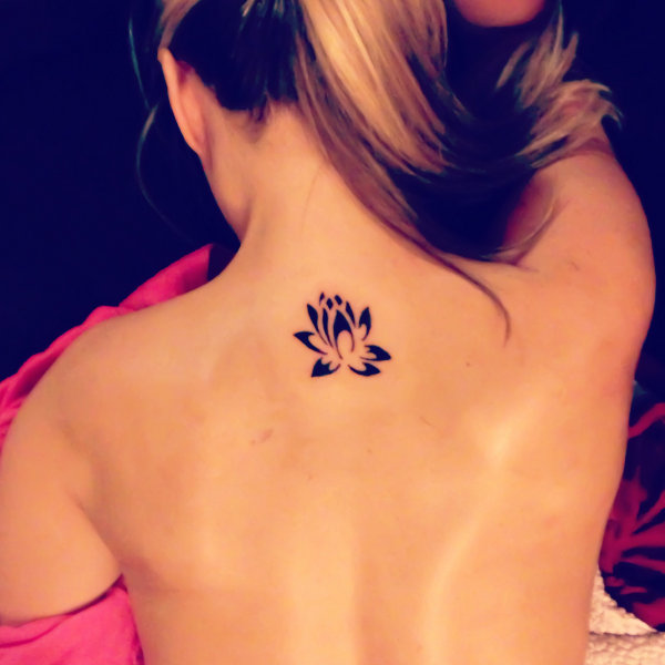 Anna - lotus flower tattoo photo