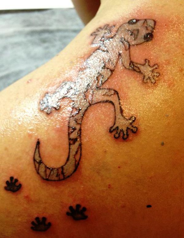 Domenica - Silver gecko tattoo photo