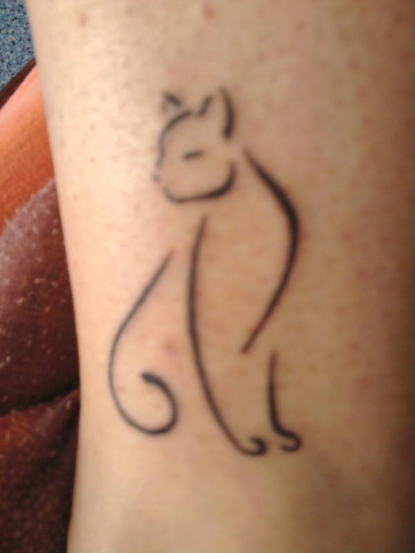 Jade - Stylized cat tattoo