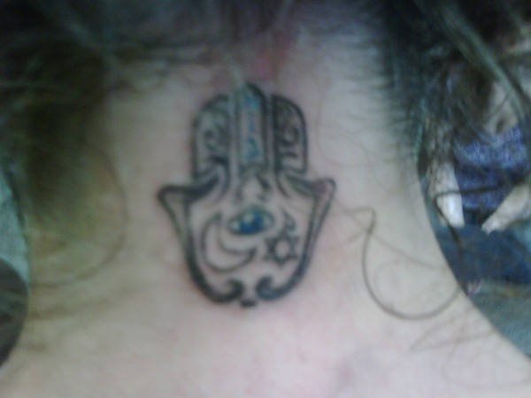 Kim - Hamsa tattoo