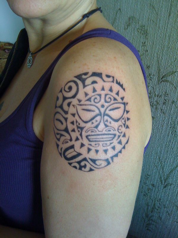 Susanna - Sun-moon tattoo photo