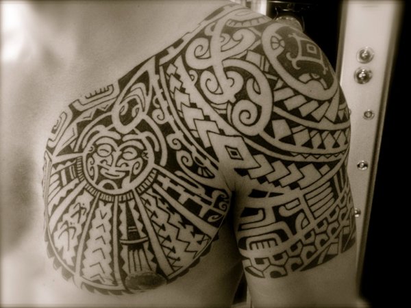 Tanne - Polynesian pec tattoo